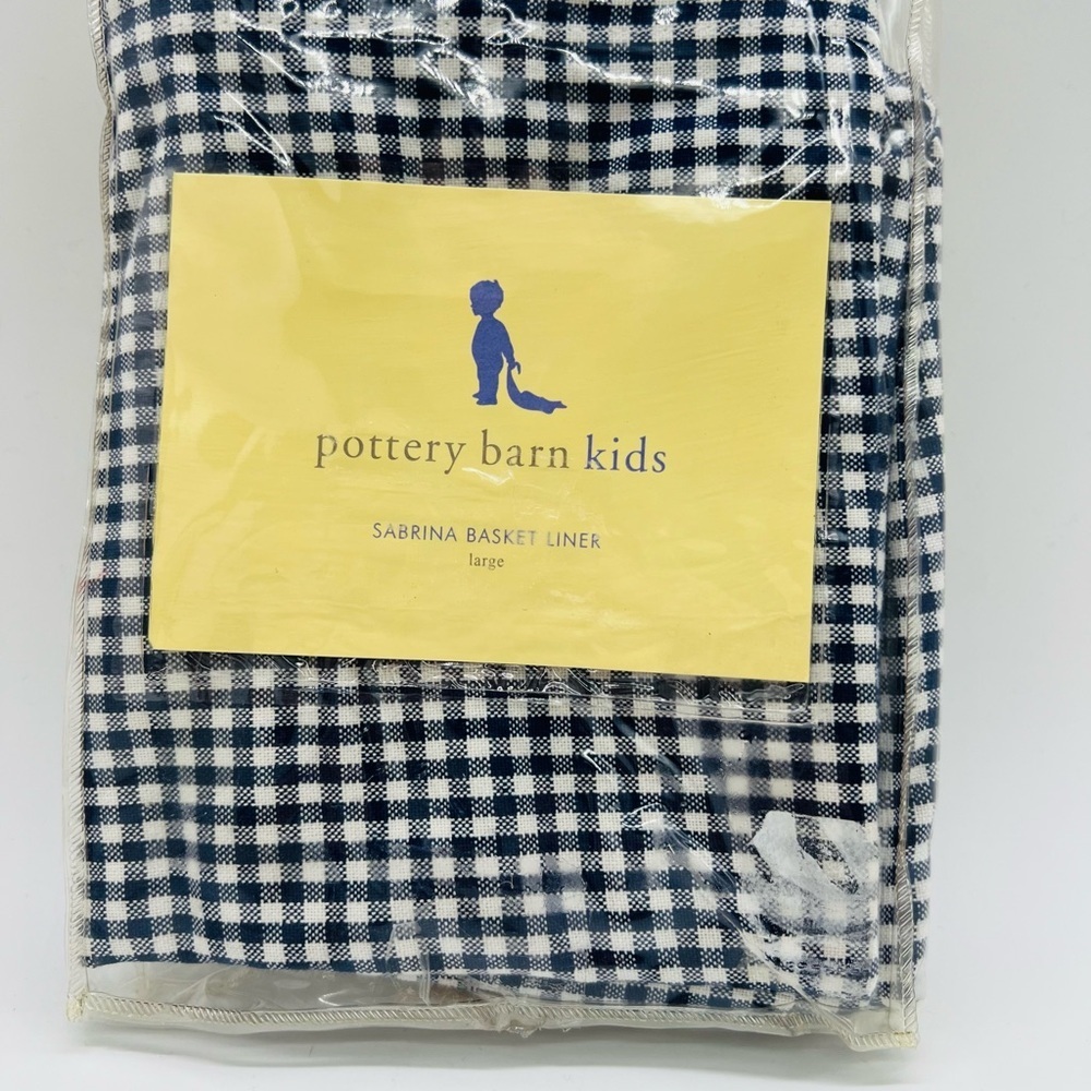 Pottery Barn Kids Navy Gingham Sabrina Basket Liner Size Large NIP